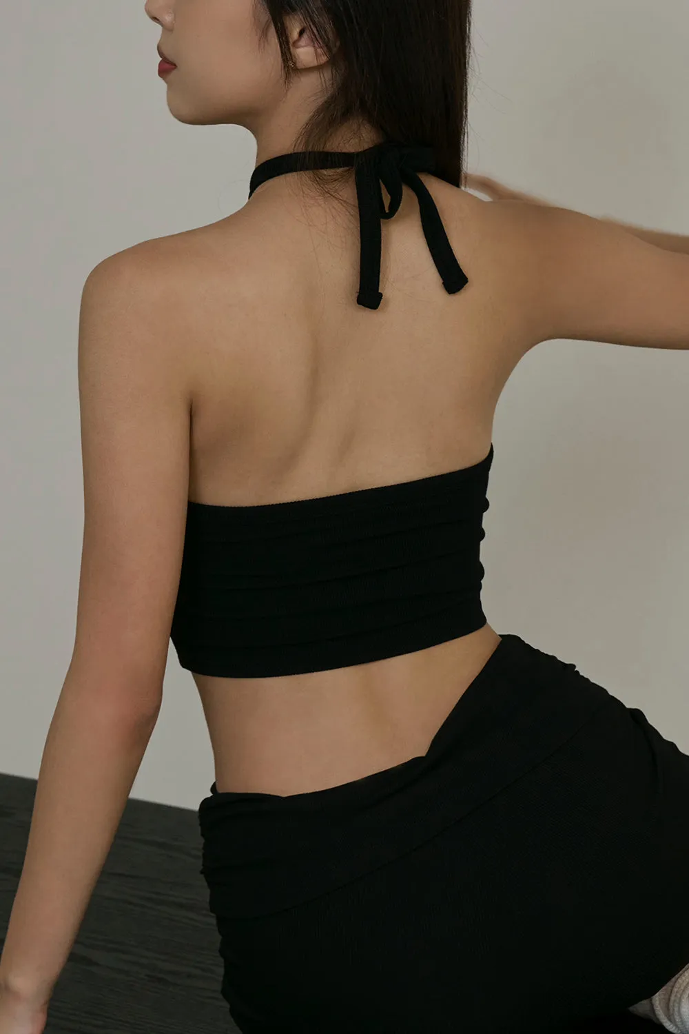 一見鍾情羅紋繞頸綁帶 BraTop<br>Elegant Rib Knit Halter Bra Top