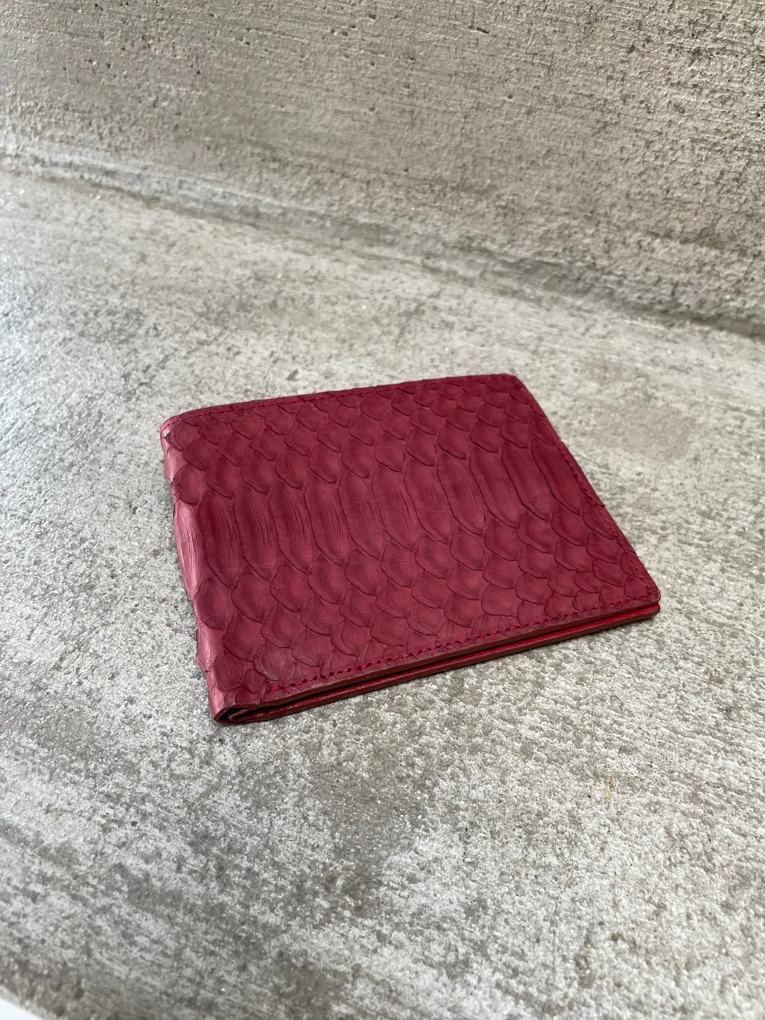 Dusit Men's Grey Motif Bi Fold Wallet