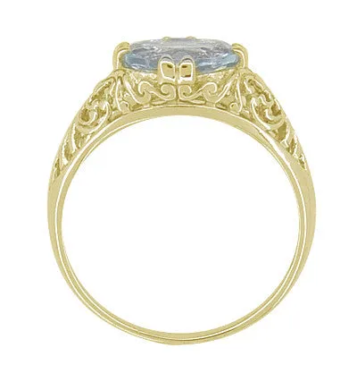 Edwardian Oval Aquamarine Filigree Ring in 14 Karat Yellow Gold