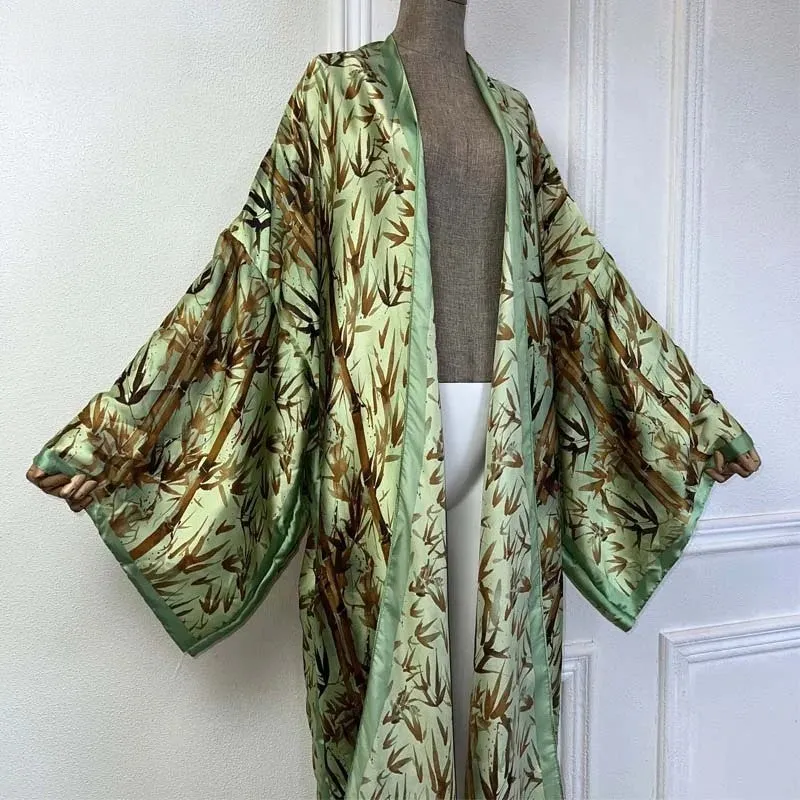 Elegant Breeze Kimono