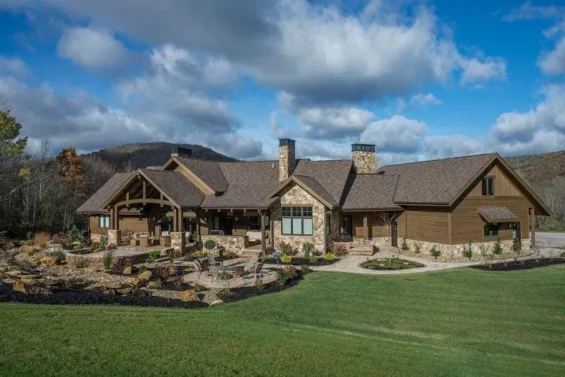 Elegant Stone Home (3,623 sq ft) with Expansive Features
