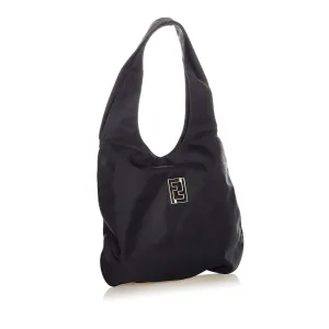 Fendi Nylon Shoulder Bag (SHG-31870)