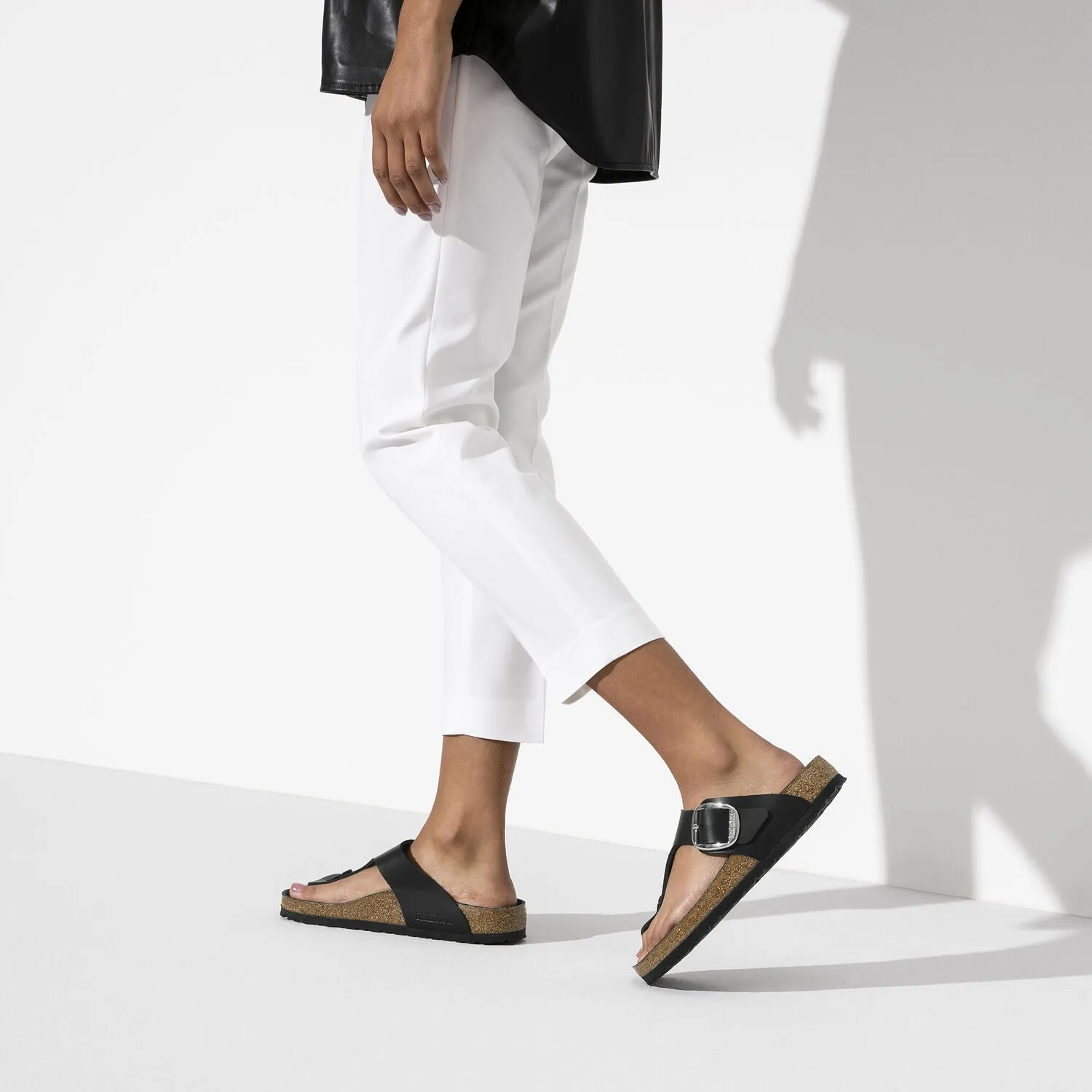 Gizeh Big Buckle : Black Oiled