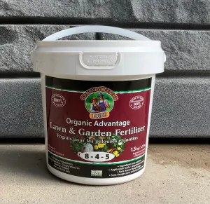 Groundskeeper's Pride Organic Advantage All Purpose Fertilizer 8-4-5 - 1.5kg