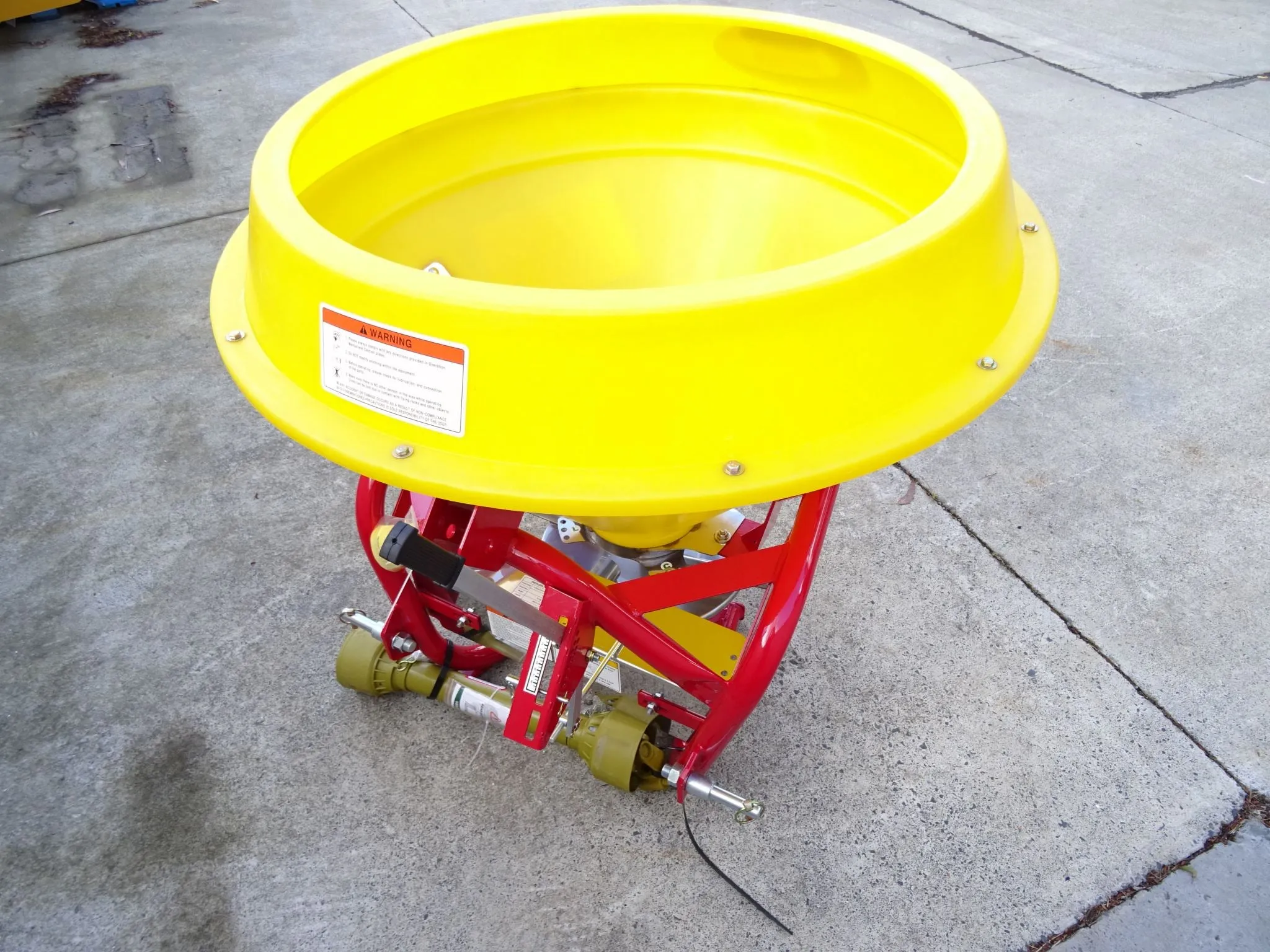 Iris IJS 340 PTO Fertiliser Spreader 340 L