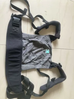 KOL KOL Compact Baby Carrier -Black