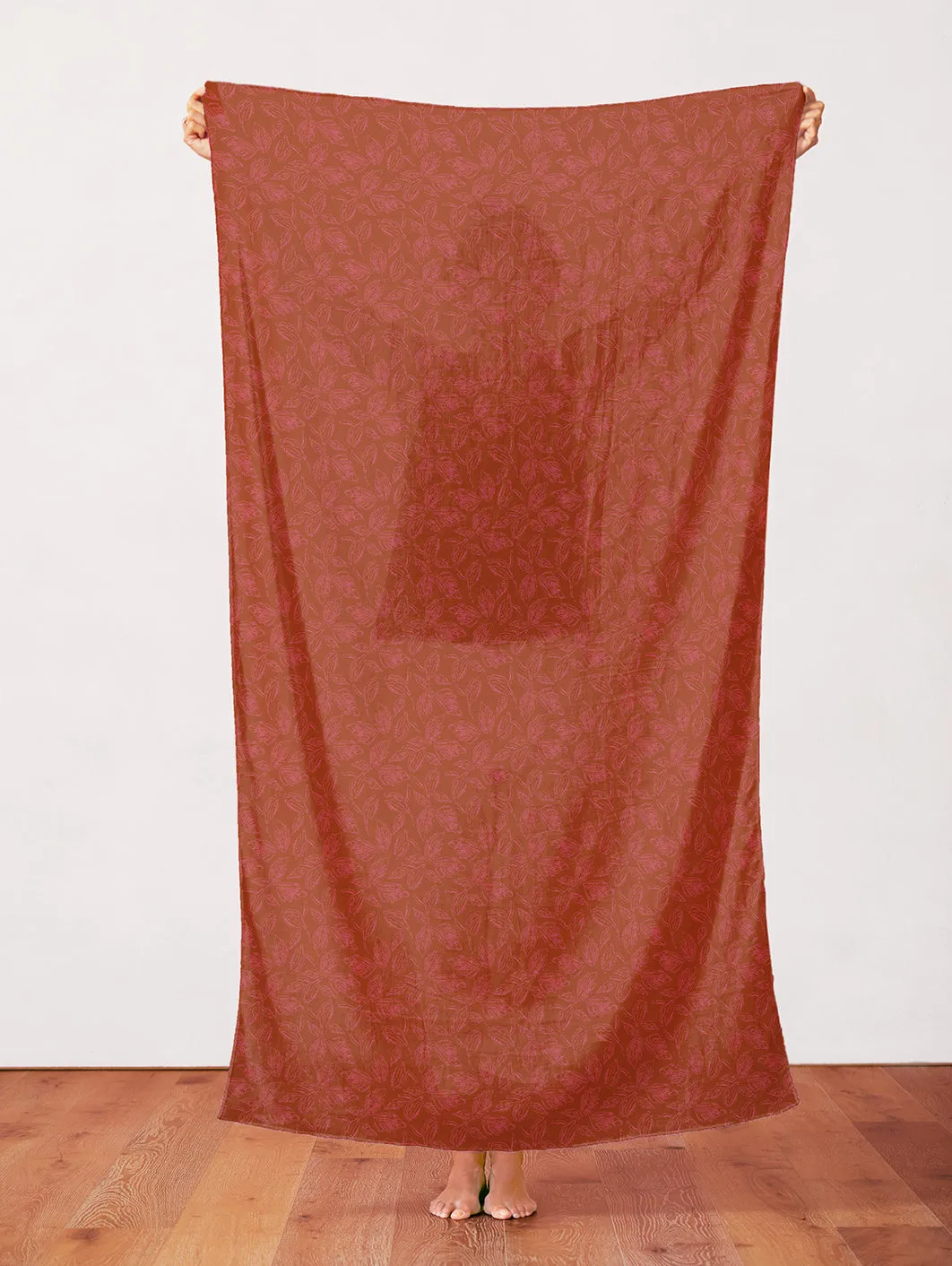 Large Outline Leaf - Maroon