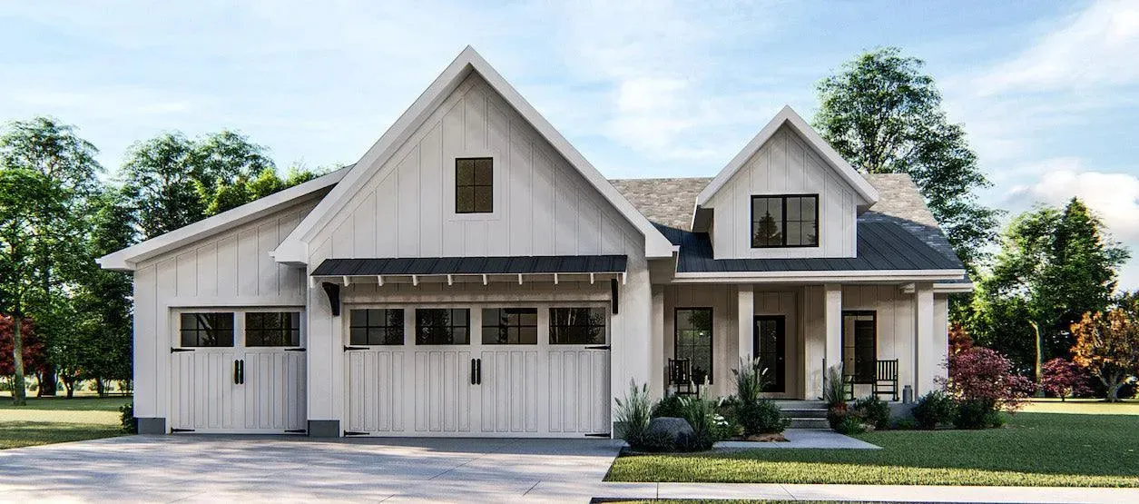 Lovely 3-Bedroom Home with Spacious Garage and Versatile Living Areas
