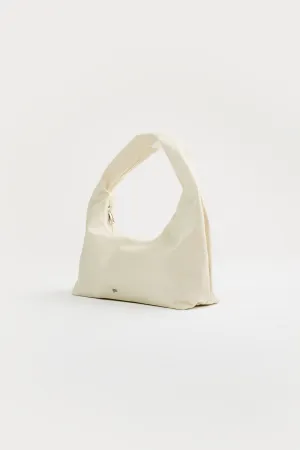 [ON HAND] Medium Hobo Bag in Eggshell (Heavy Pebbled)