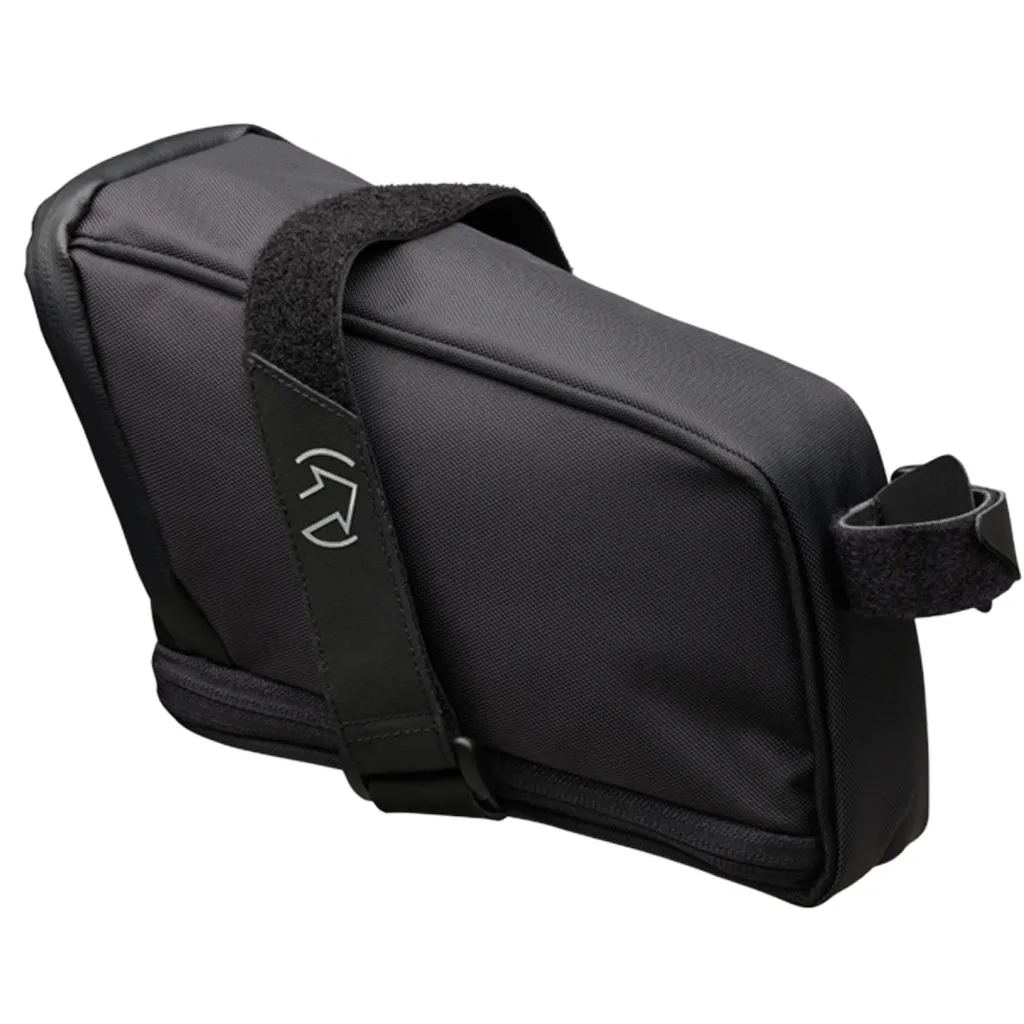 PRO Performance Strap Saddlebag