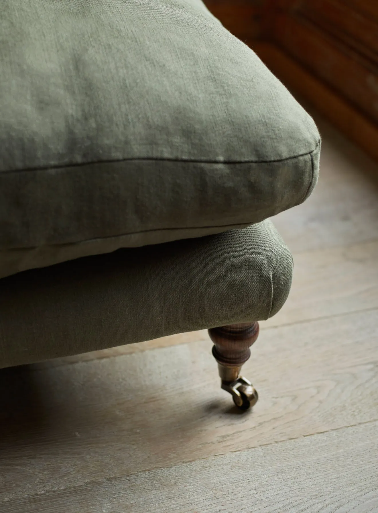 Remy Footstool, Ditsy Blue