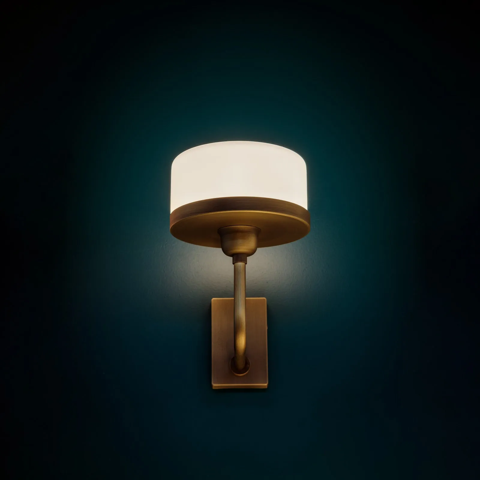 Rothley Wall Light