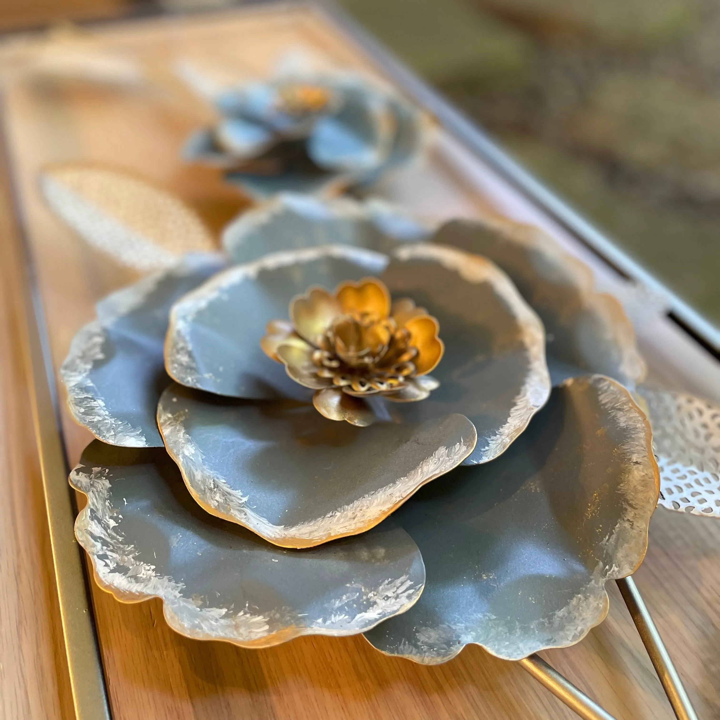 s083 elegant flower