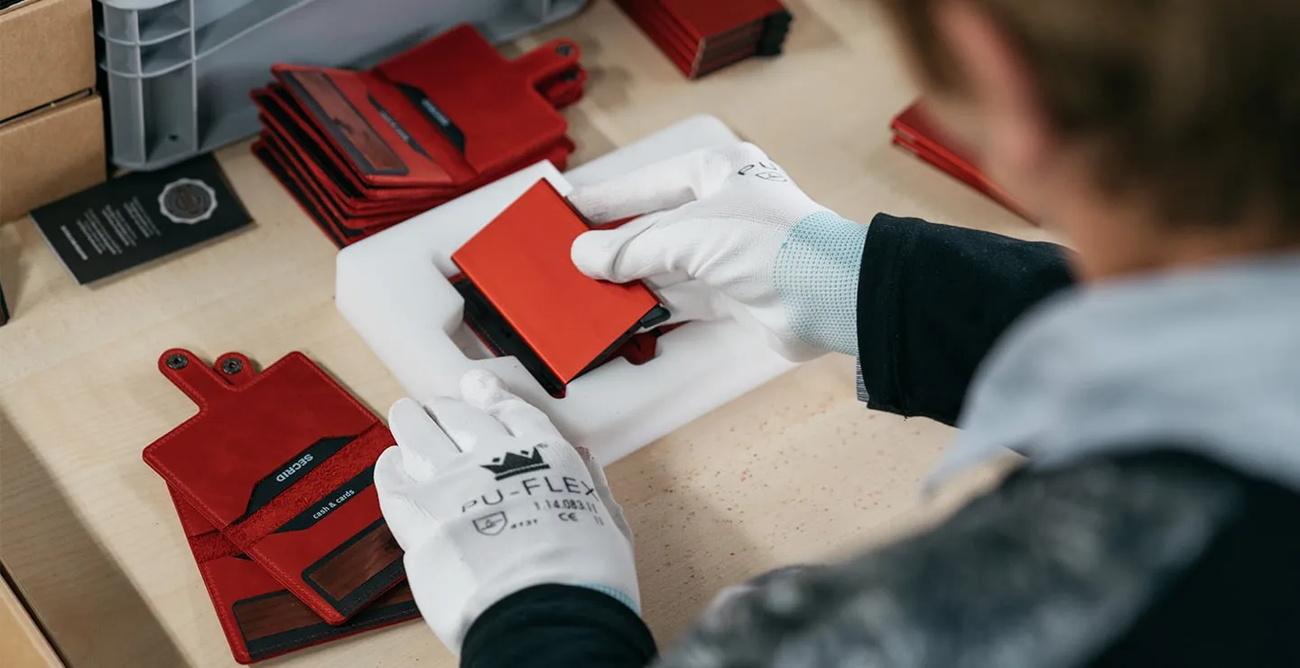 Slimwallet | Crisple Leather | by Secrid Wallets