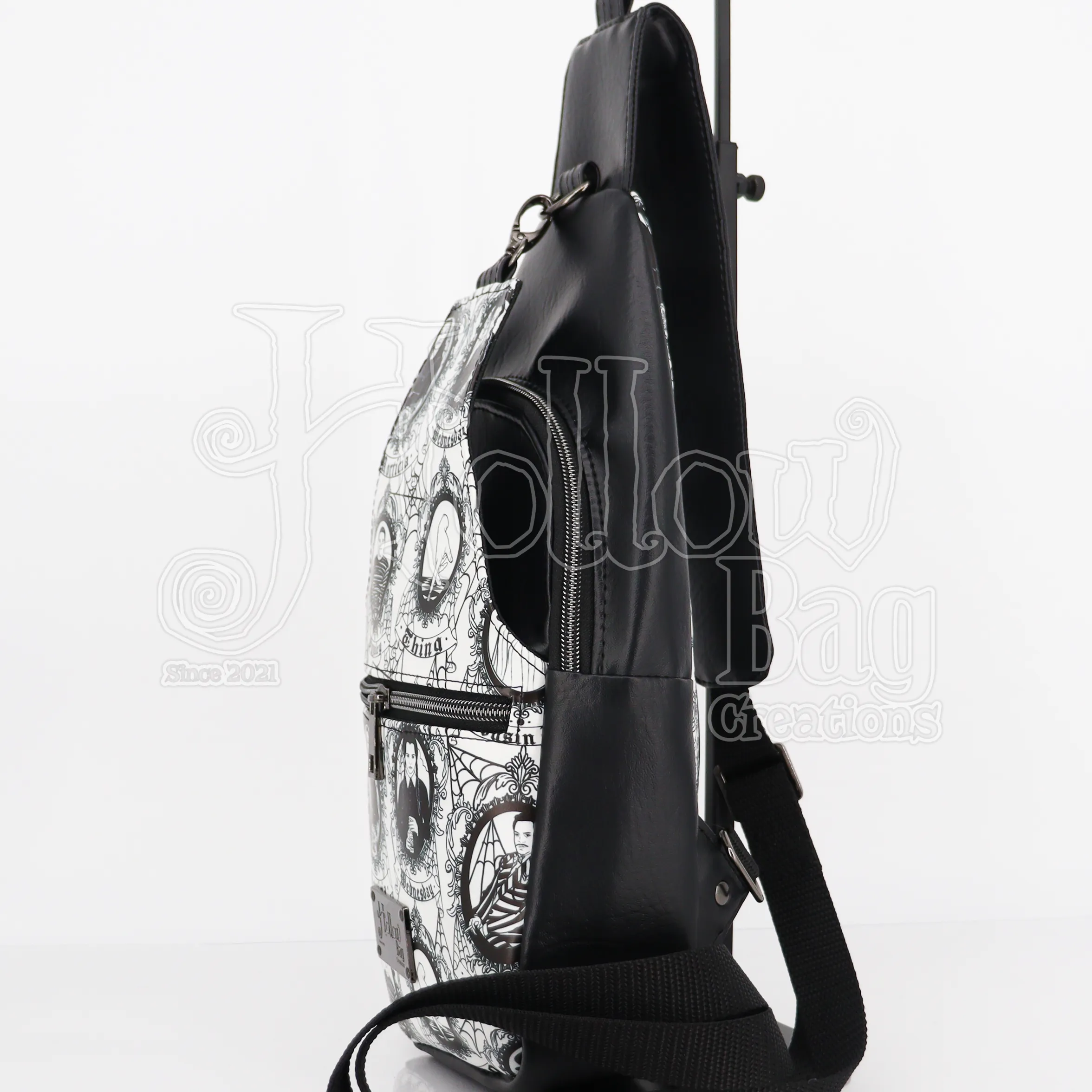 Sling Bag - Kooky Family Light
