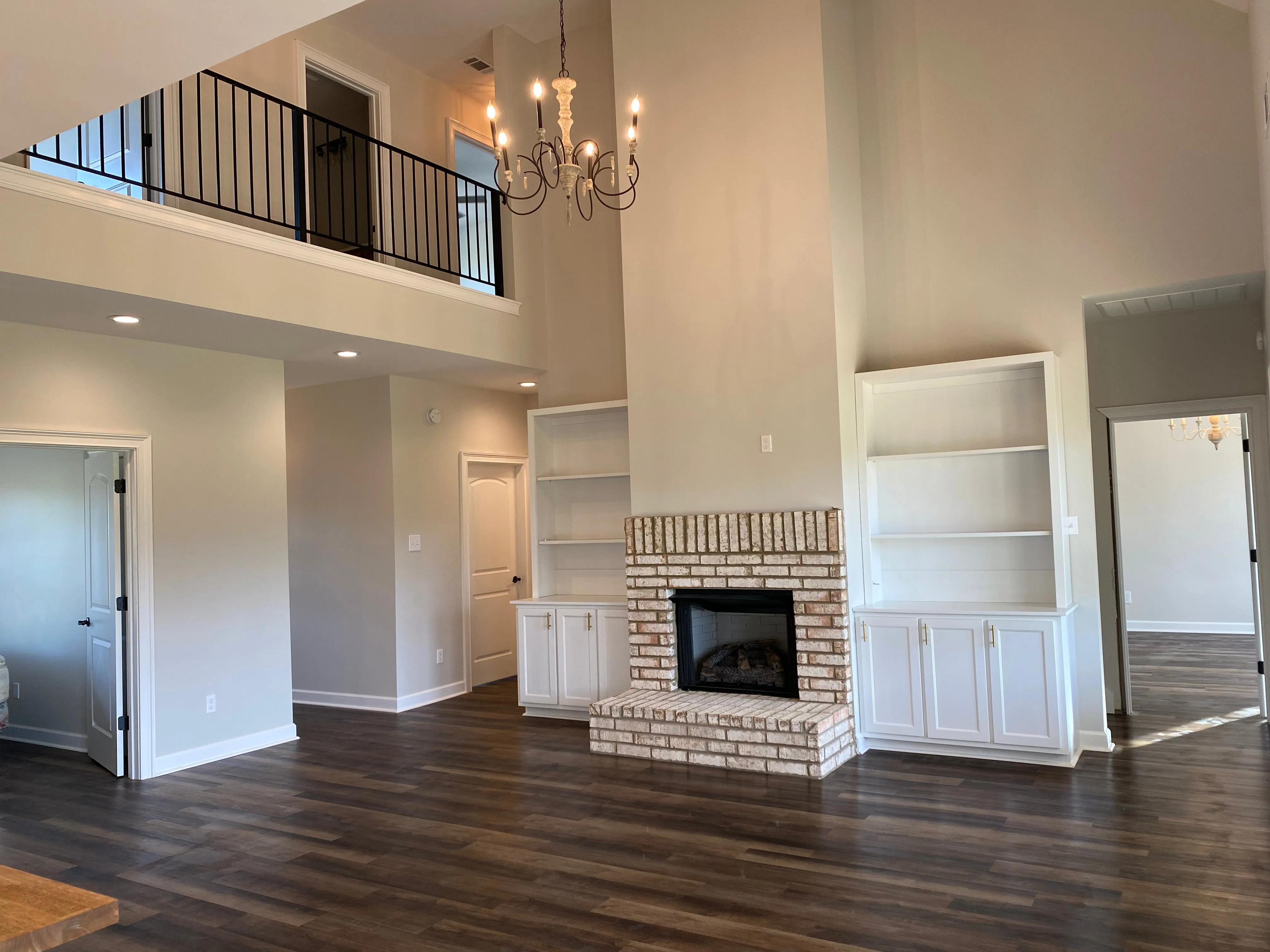 Spacious 4-Bedroom, 3-Bathroom Home with Generous Porches and Modern Comforts