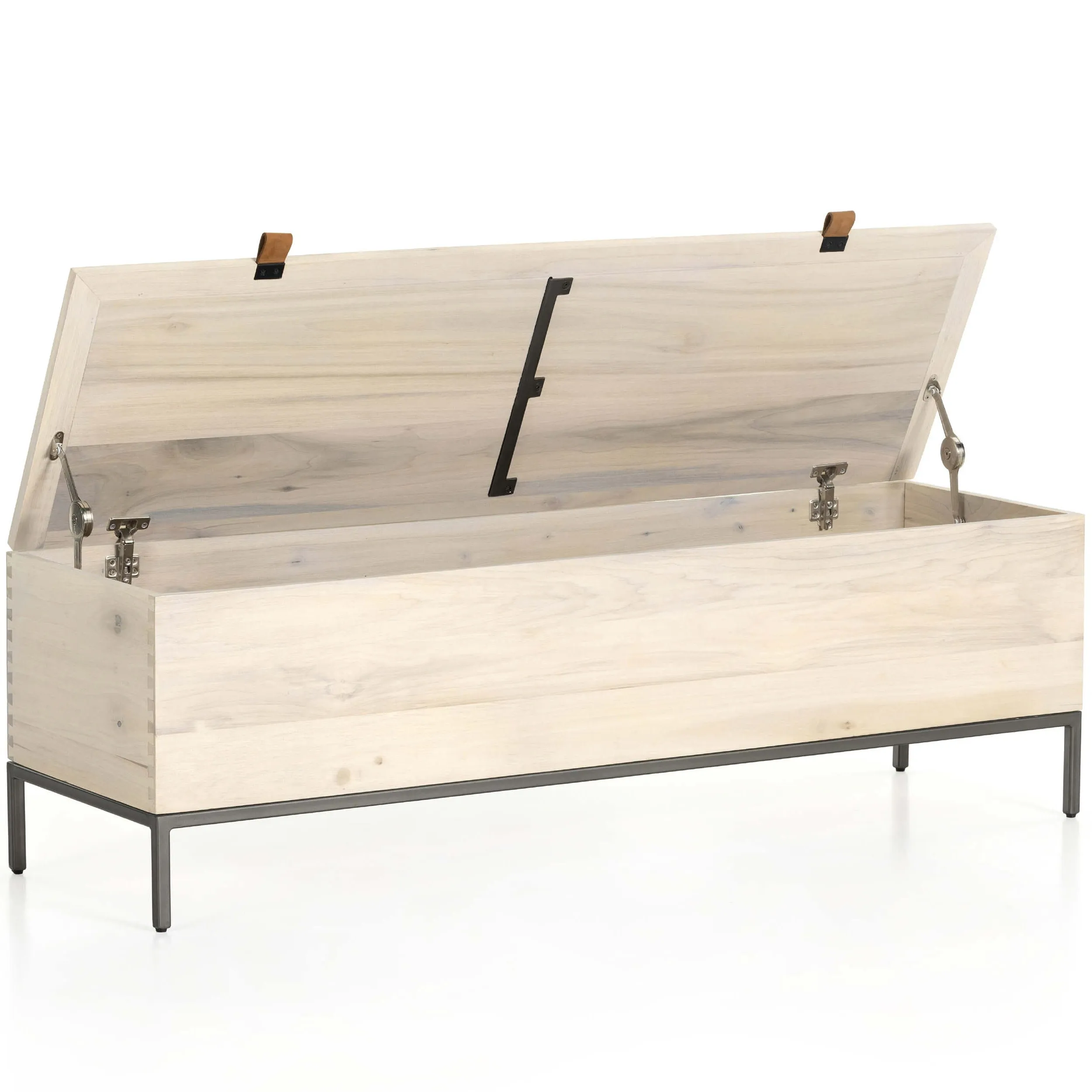 Trey Trunk, Dove Poplar