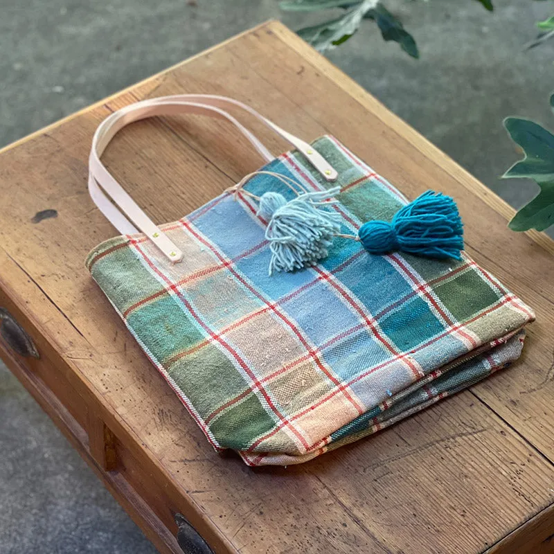 西班牙設計師/Woven Cotton Tote Bag - Blue Tassel